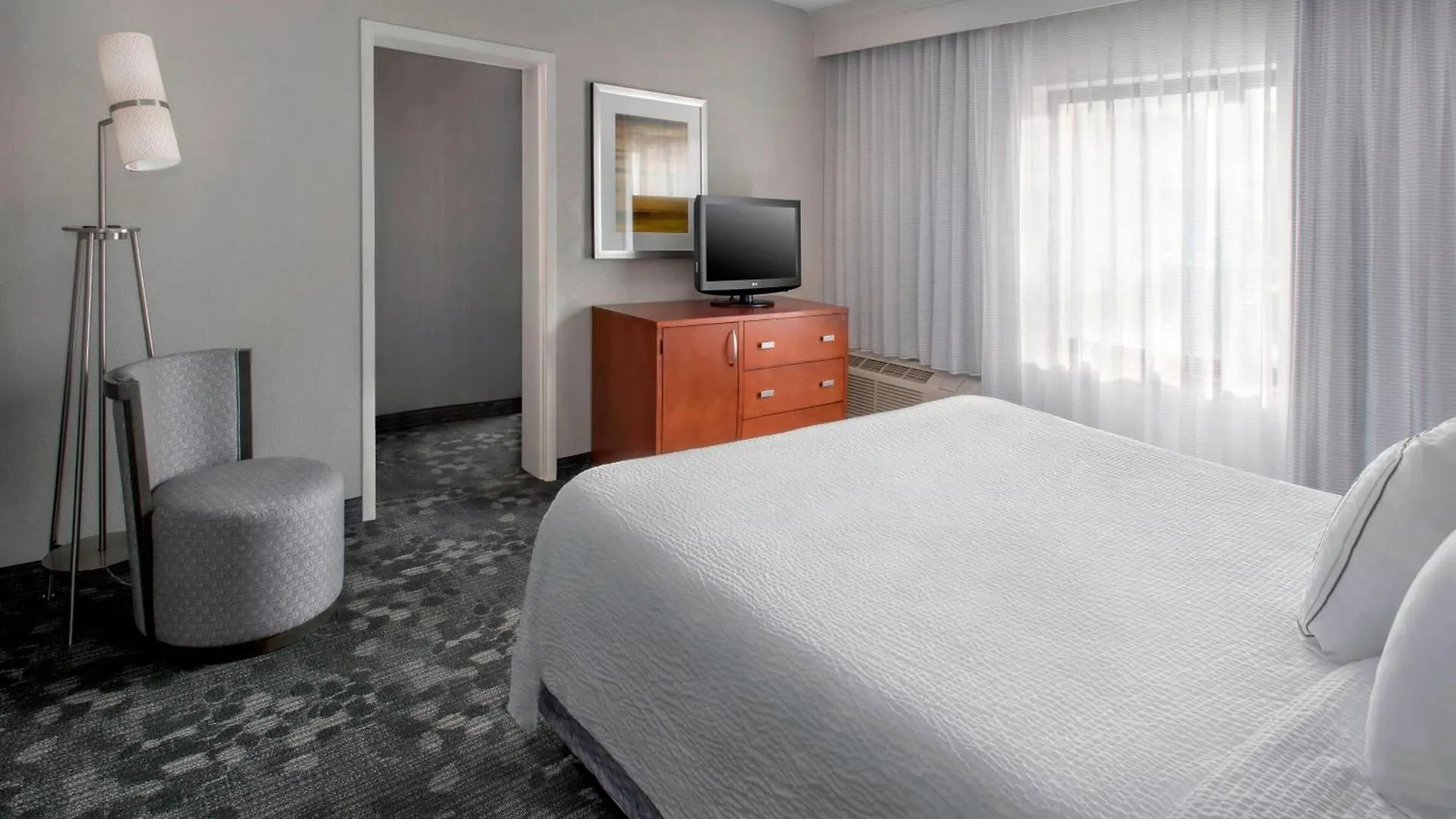 Hotel Courtyard Newark Liberty International Airport